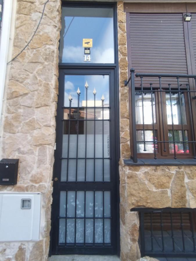 Mini Apartamento De Lujo Becerril de la Sierra Bagian luar foto